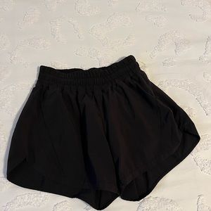 Lululemon Track That Mid-Rise Lined Short 5" Black Size 6